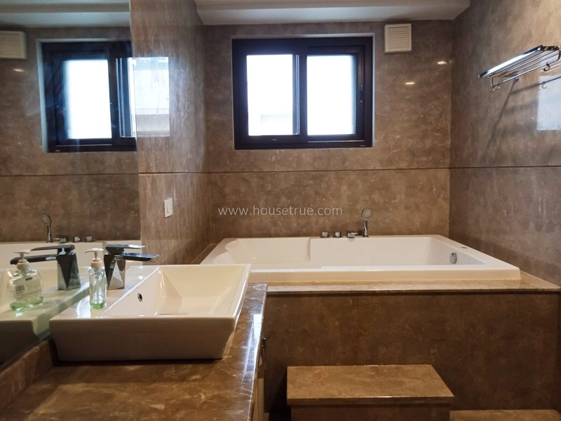 4 BHK Flat For Rent in Vasant Vihar