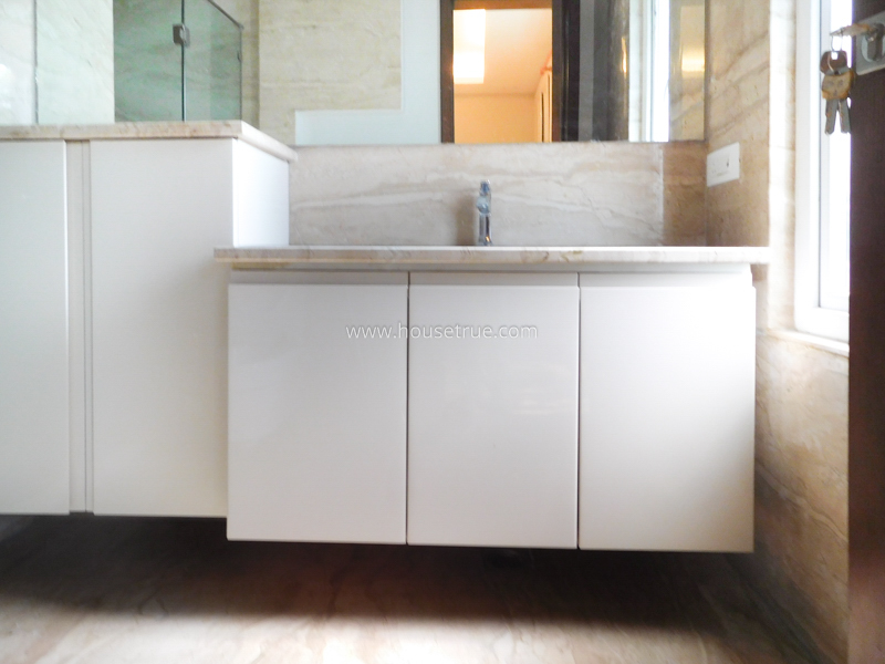 4 BHK Flat For Rent in Vasant Vihar