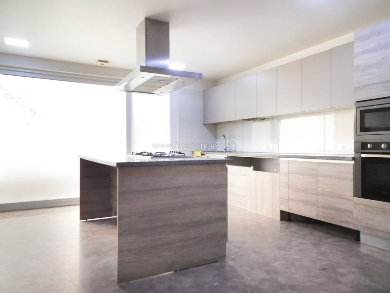 4 BHK Flat For Rent in Vasant Vihar