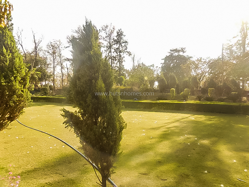 5 BHK Farm House For Rent in Radhey Mohan Drive
