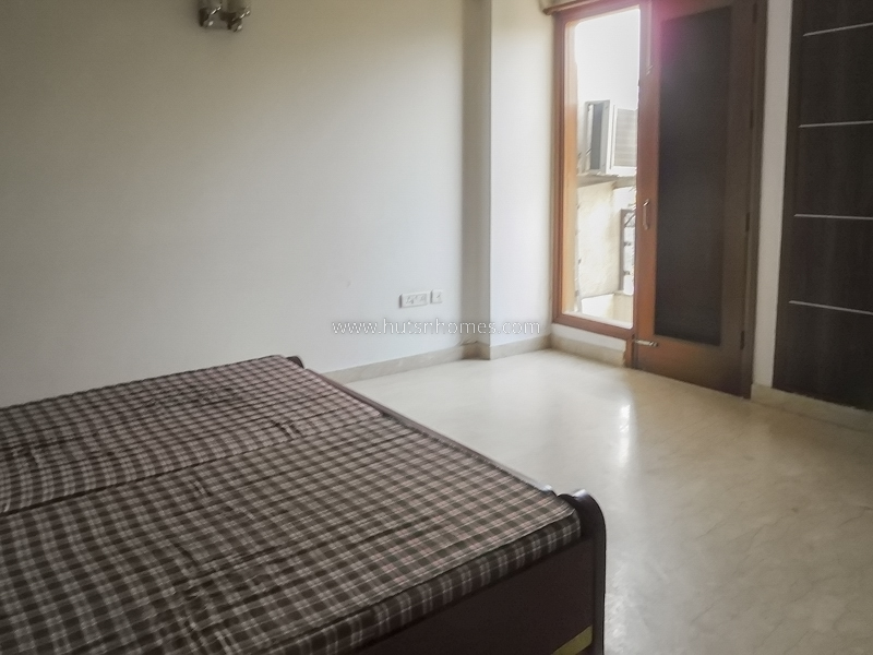 3 BHK Flat For Rent in Jangpura Extension