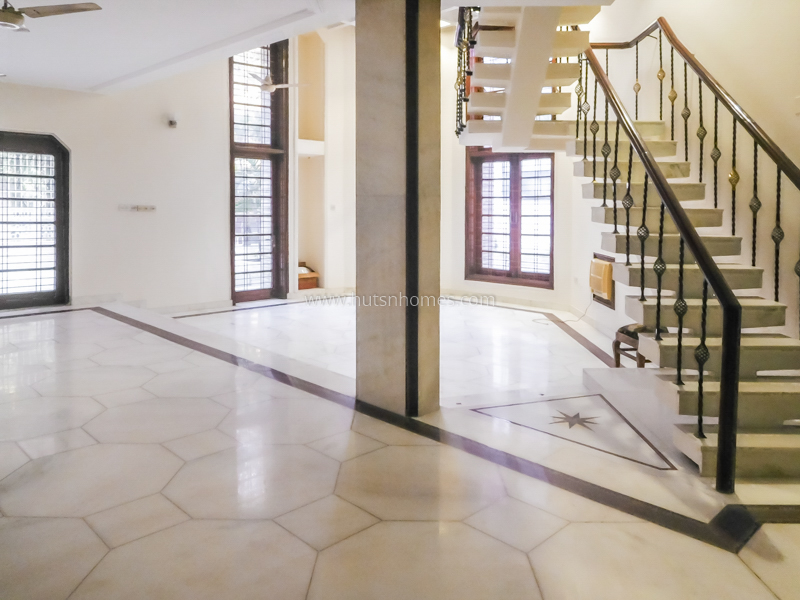 8 BHK House For Rent in Green Park Extension