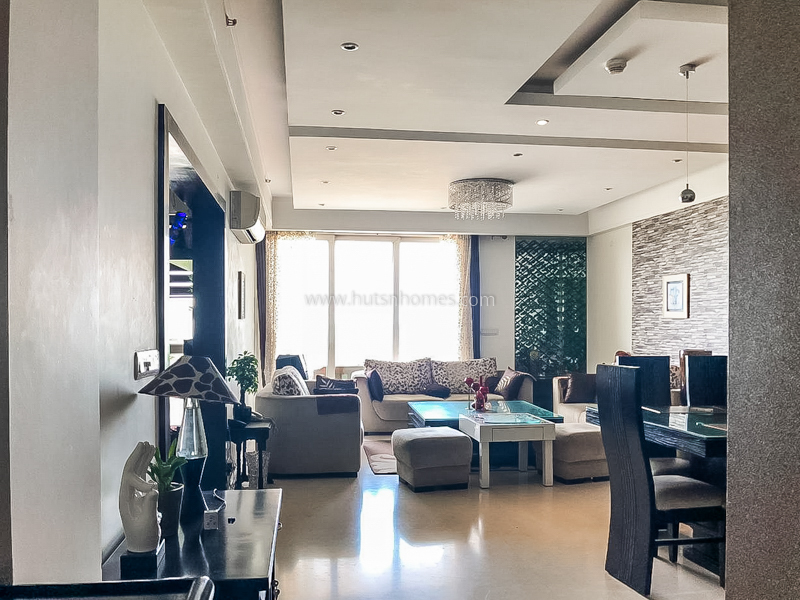 4 BHK Condo For Rent in Golf Course Road