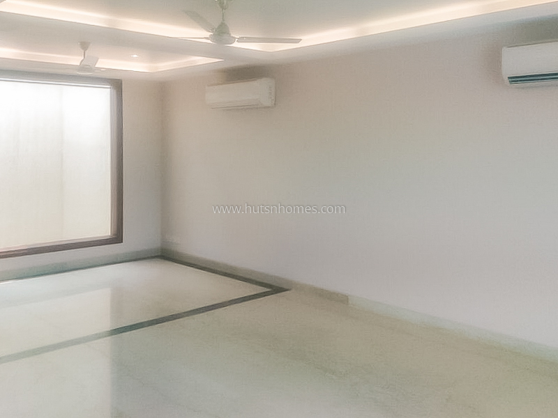 3 BHK Flat For Rent in Green Park Extension