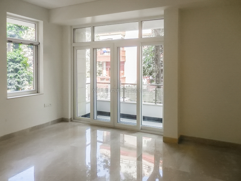 4 BHK Flat For Rent in Hauz Khas Enclave