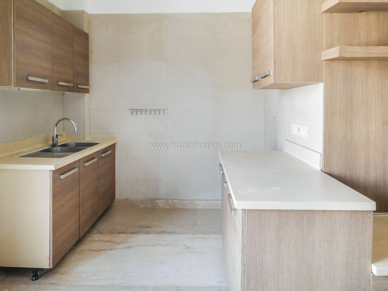 4 BHK Flat For Rent in Hauz Khas Enclave
