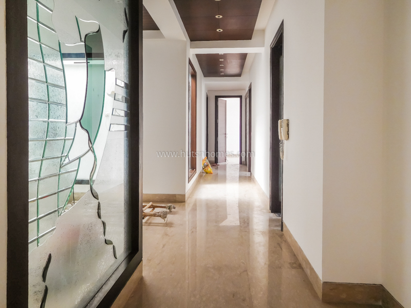 4 BHK Flat For Rent in Hauz Khas Enclave