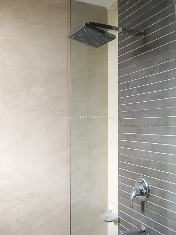 3 BHK Flat For Rent in Jangpura Extension