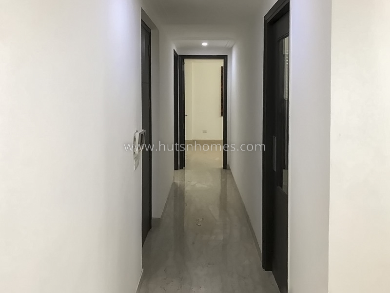 3 BHK Flat For Rent in Jangpura Extension