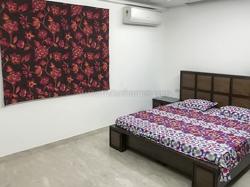 3 BHK Flat For Rent in Jangpura Extension