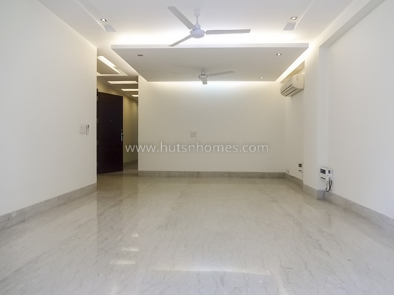 4 BHK Flat For Rent in Hauz Khas Enclave