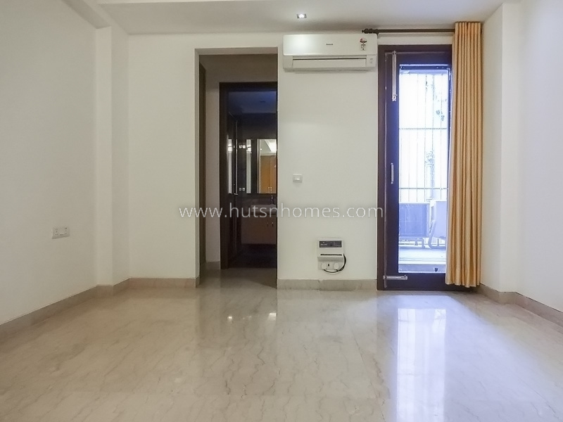 4 BHK Flat For Rent in Hauz Khas Enclave