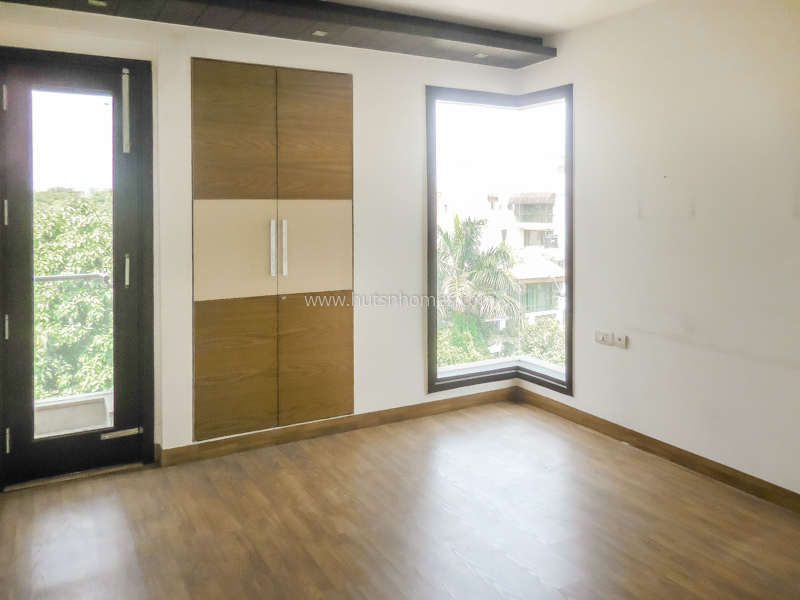 4 BHK Flat For Rent in Hauz Khas Enclave