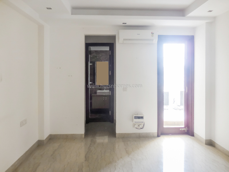 4 BHK Flat For Rent in Hauz Khas Enclave