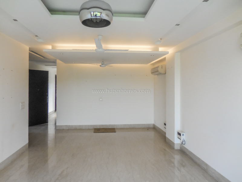4 BHK Flat For Rent in Hauz Khas Enclave
