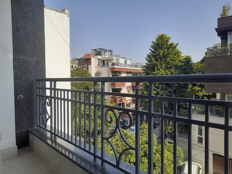 4 BHK Flat For Rent in Hauz Khas Enclave