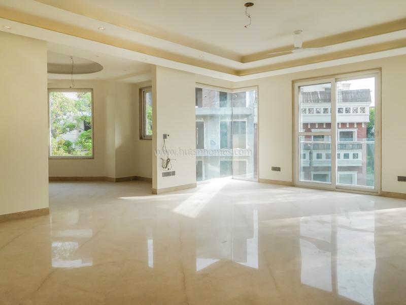 4 BHK Flat For Rent in Hauz Khas Enclave