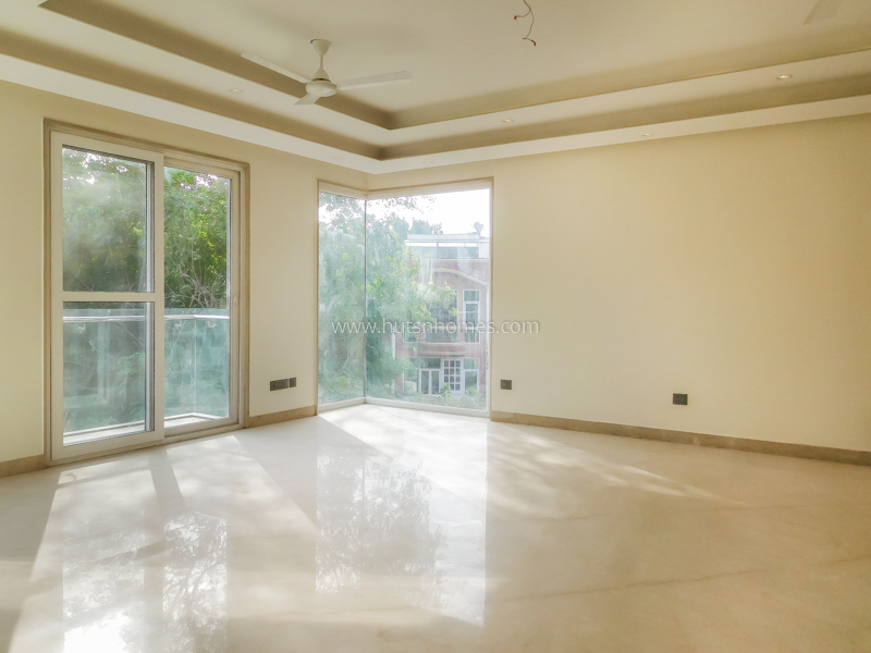 4 BHK Flat For Rent in Hauz Khas Enclave