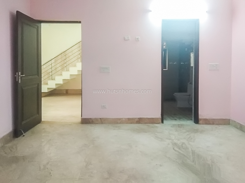 5 BHK Farm House For Rent in Dlf Chattarpur Farms