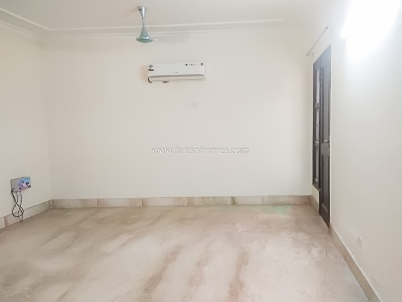 5 BHK Farm House For Rent in Dlf Chattarpur Farms