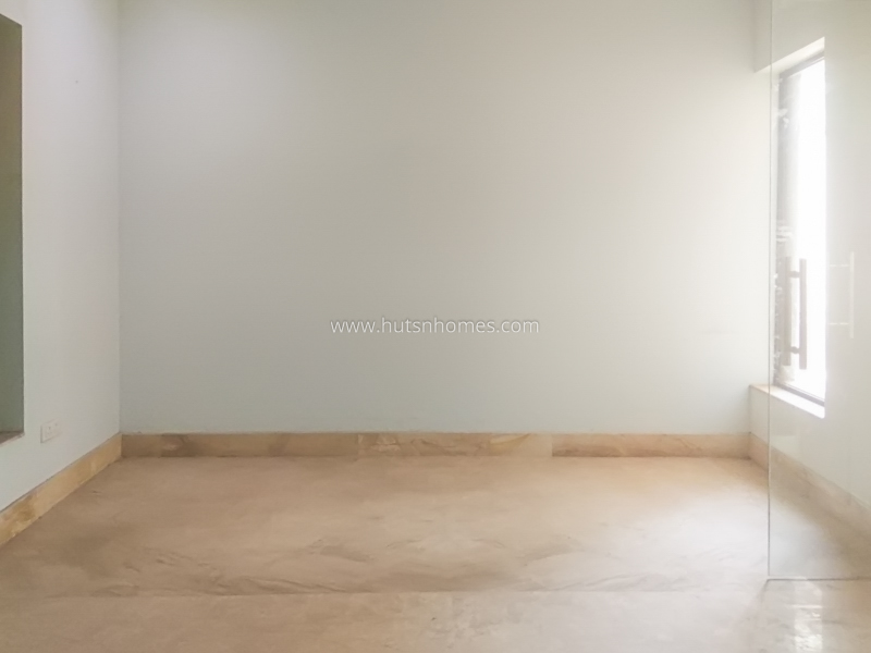 5 BHK Farm House For Rent in Dlf Chattarpur Farms