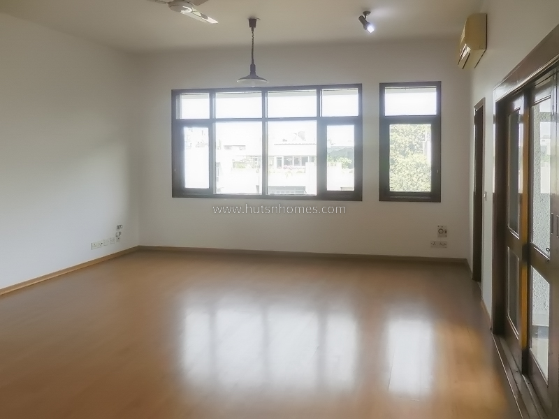 5 BHK Duplex For Rent in Green Park