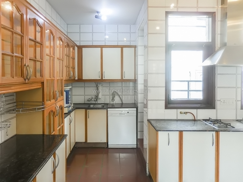 5 BHK Duplex For Rent in Green Park