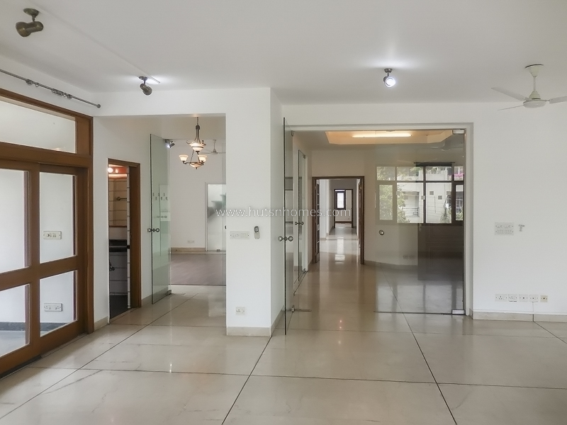 5 BHK Duplex For Rent in Green Park