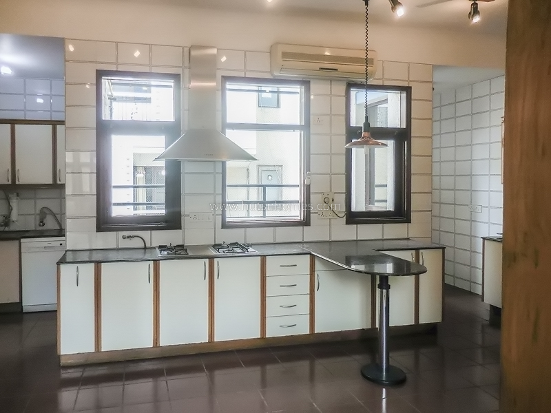 5 BHK Duplex For Rent in Green Park