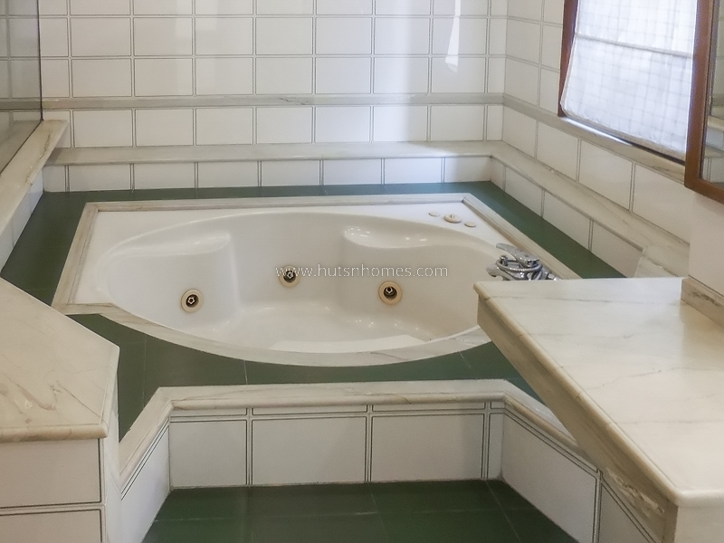 5 BHK Duplex For Rent in Green Park