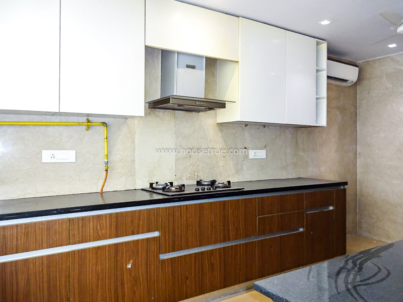 4 BHK Flat For Rent in South Extension 2