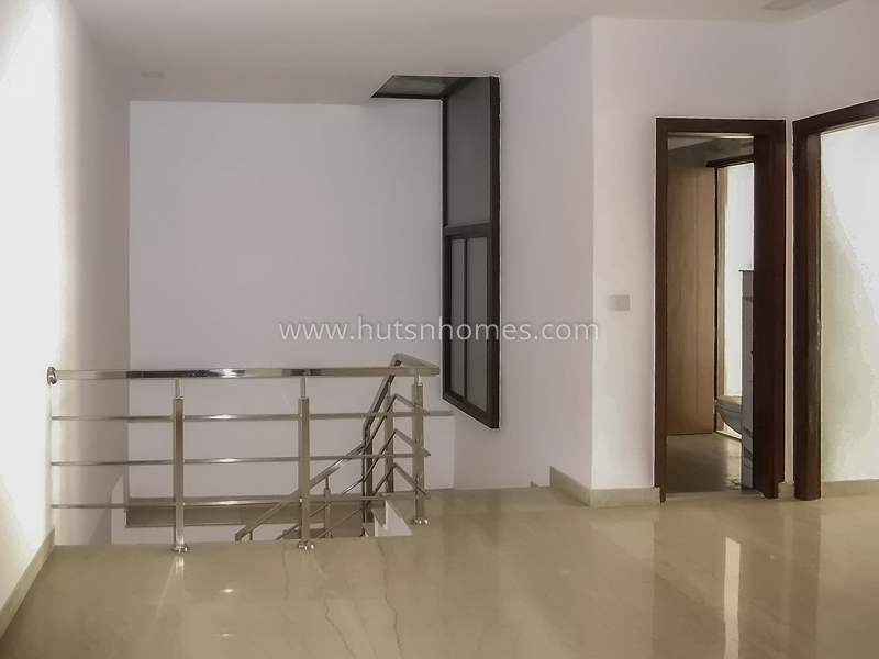 4 BHK Duplex For Rent in DLF City Phase - 2