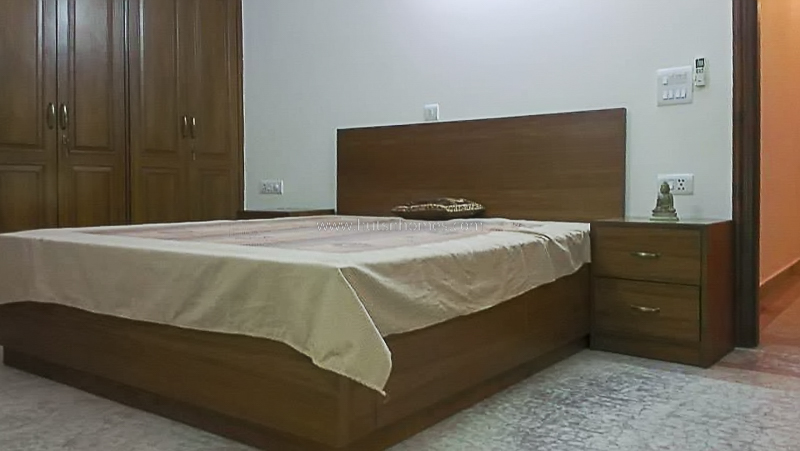 3 BHK Flat For Rent in Jangpura Extension