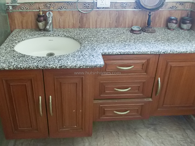 3 BHK Flat For Rent in Jangpura Extension