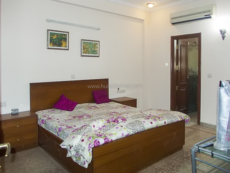 3 BHK Flat For Rent in Jangpura Extension