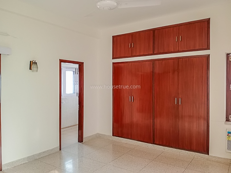 3 BHK Flat For Rent in Greater Kailash Part 1