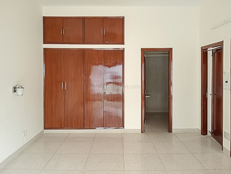 3 BHK Flat For Rent in Greater Kailash Part 1