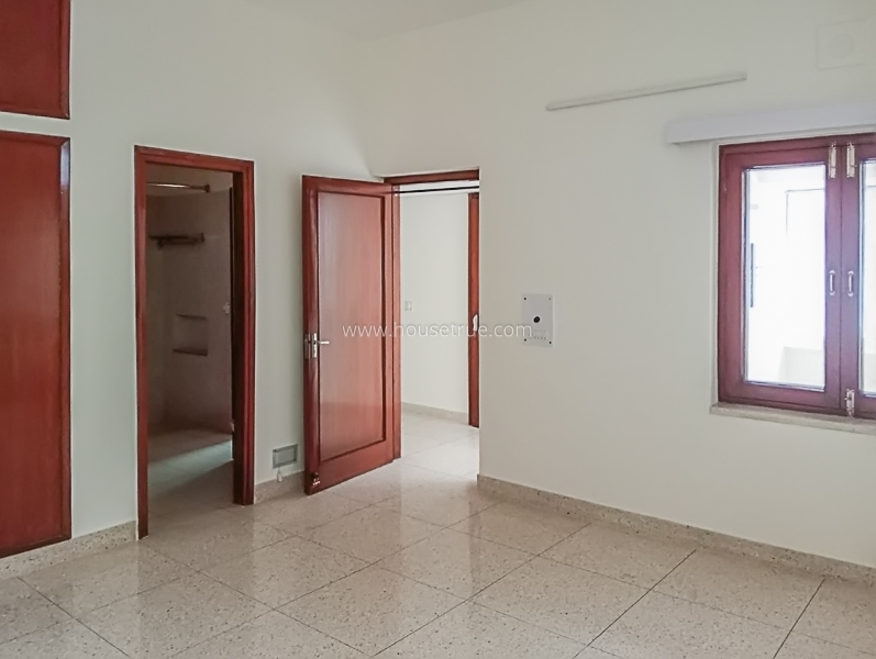 3 BHK Flat For Rent in Greater Kailash Part 1