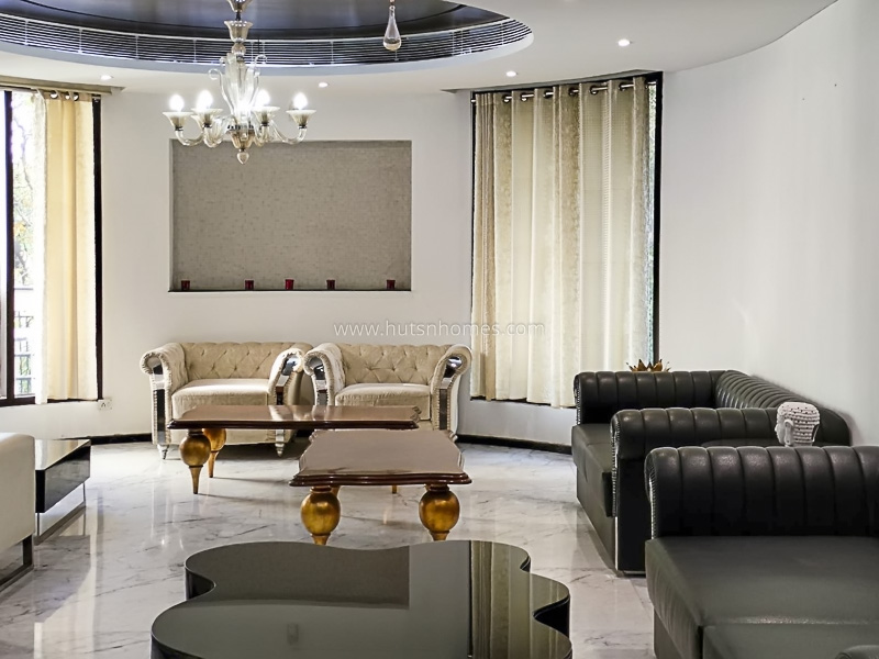 4 BHK Flat For Sale in Vasant Vihar