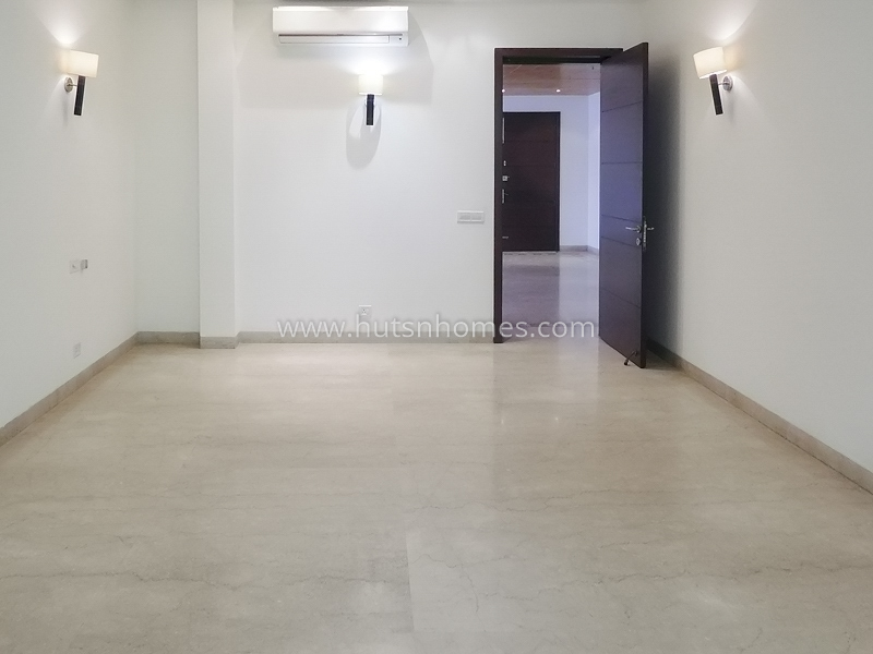 3 BHK Flat For Rent in Panchsheel Park