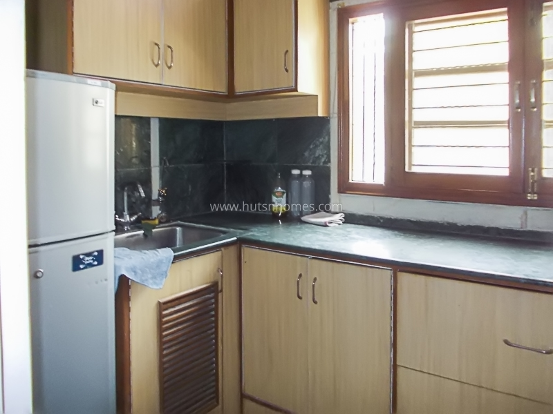 3 BHK Flat For Sale in Defence Colony
