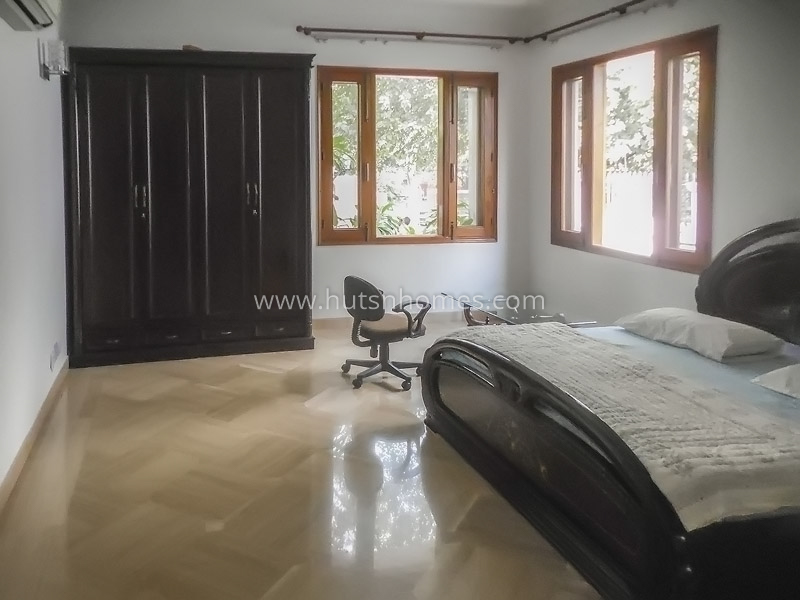 4 BHK Duplex For Rent in Panchsheel Park