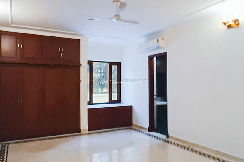 4 BHK Flat For Rent in Panchsheel Park