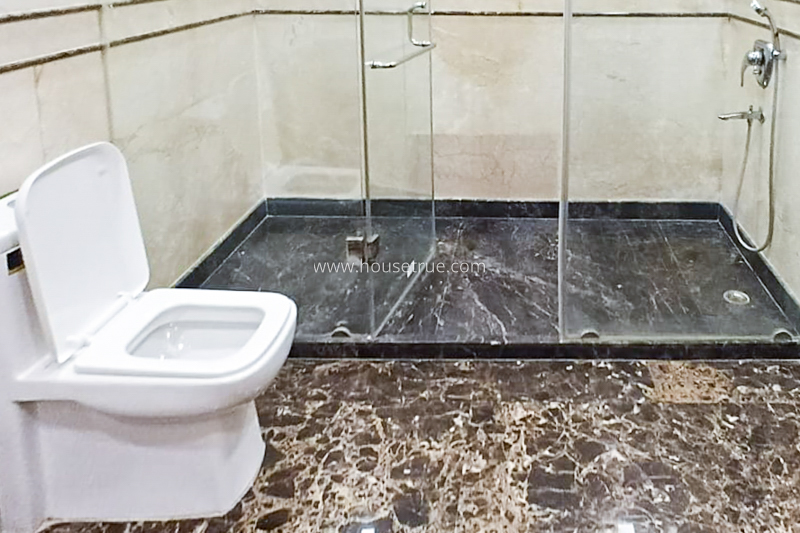 4 BHK Flat For Rent in Panchsheel Park