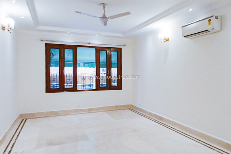 4 BHK Flat For Rent in Panchsheel Park