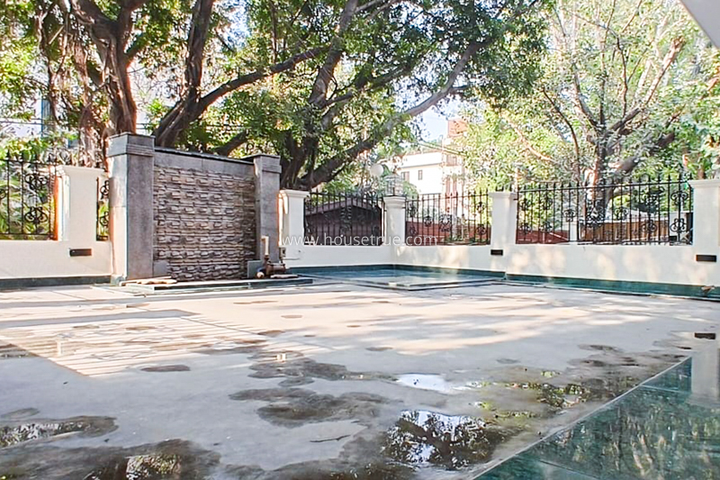 4 BHK Flat For Rent in Panchsheel Park