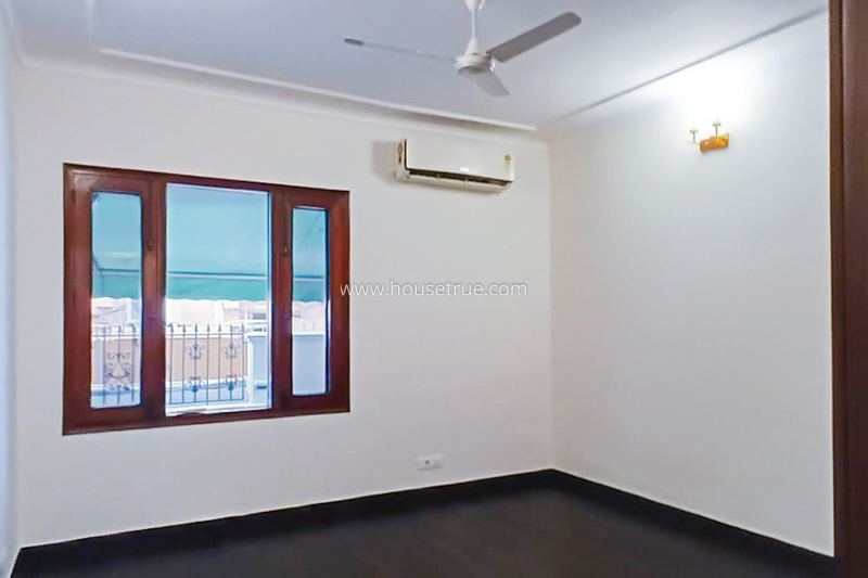 4 BHK Flat For Rent in Panchsheel Park