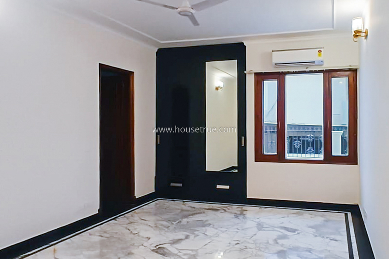 4 BHK Flat For Rent in Panchsheel Park