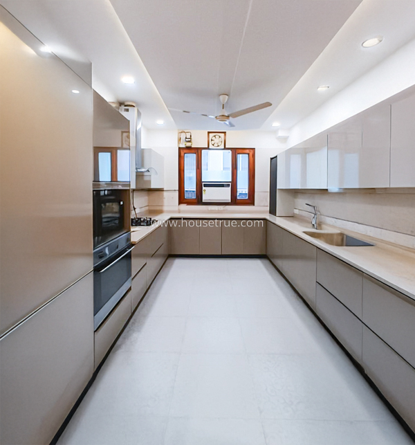 4 BHK Flat For Rent in Panchsheel Park