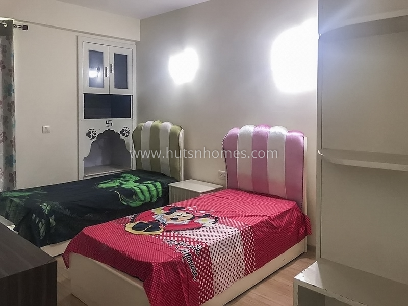 4 BHK Condo For Rent in Golf Course Road